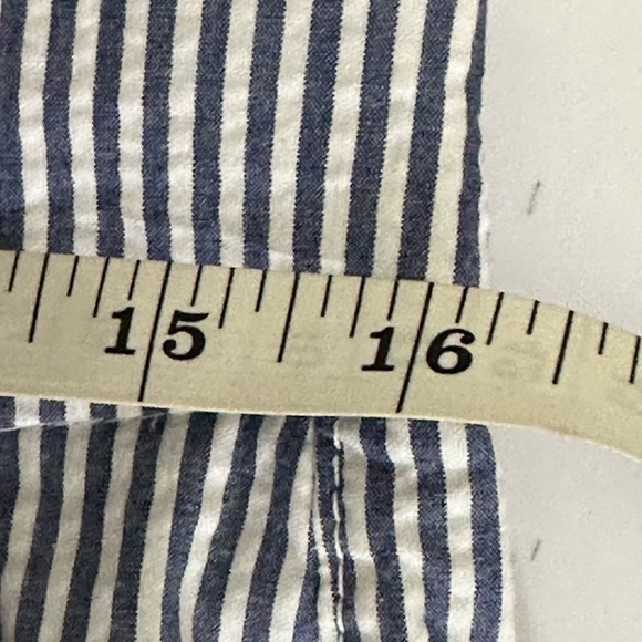 Old Navy sz 6 every day short mini stripe seersucker in blue and white - Picture 4 of 11